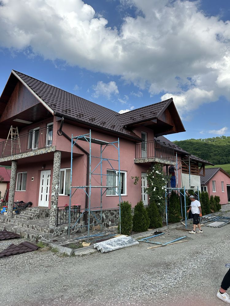 Constructii și Reparații Acoperișuri, Mansarde, Soluții specializate