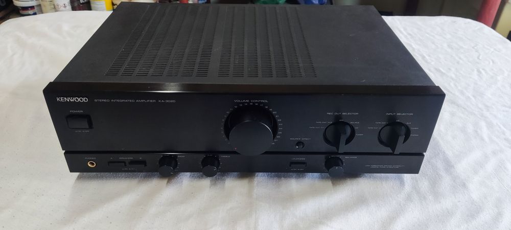 Усилвател Kenwood KA-3020