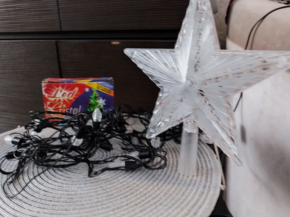 Продам новогоднюю ёлку искусственную