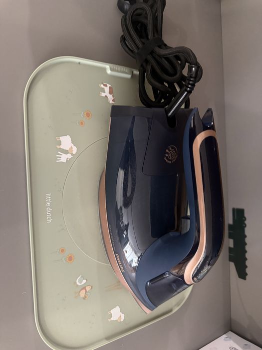 Парна ютия Philips Azur Series 8000 3000w + гарянция