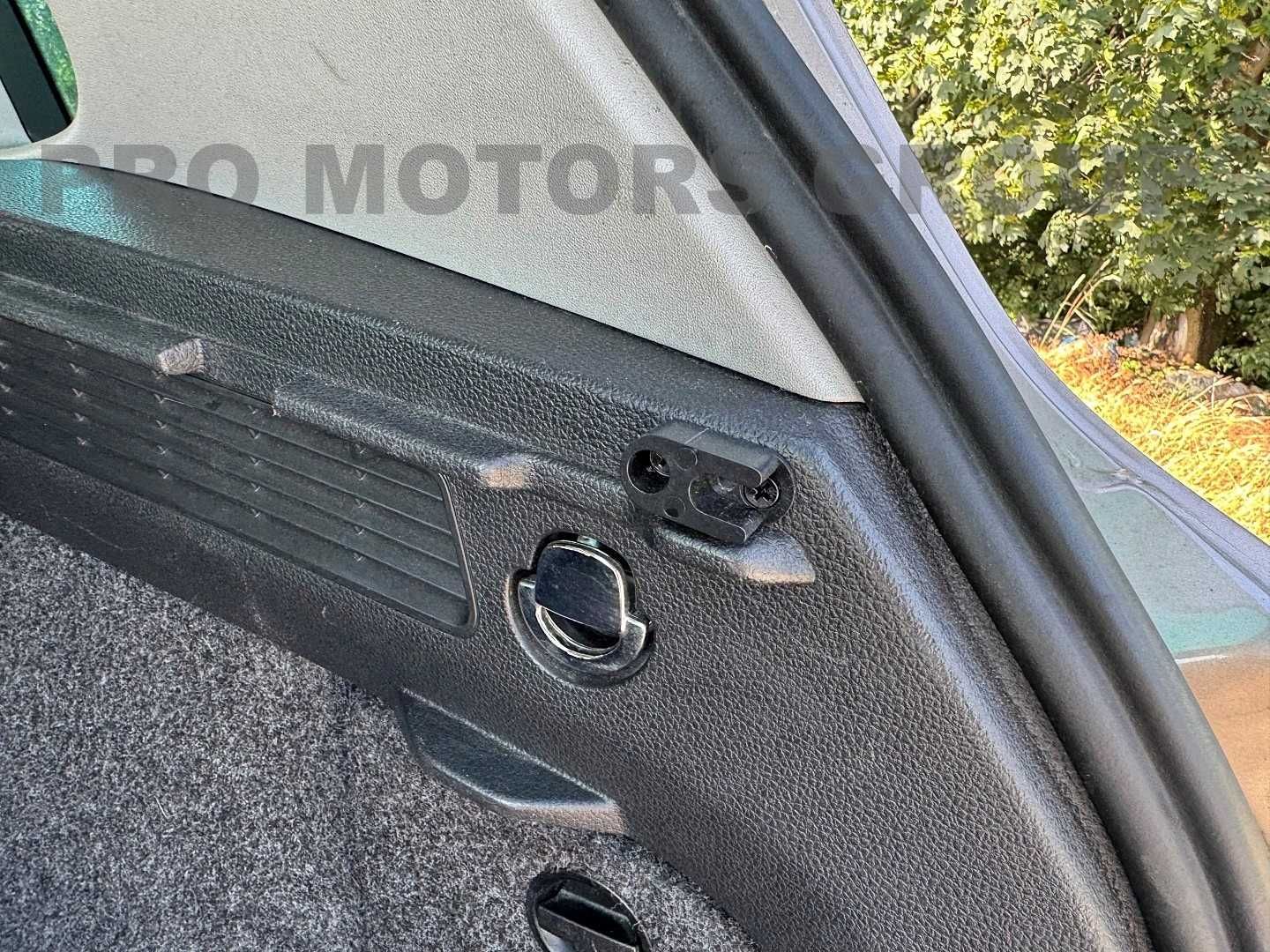 Щора за багажник VW Tiguan 2007-2016