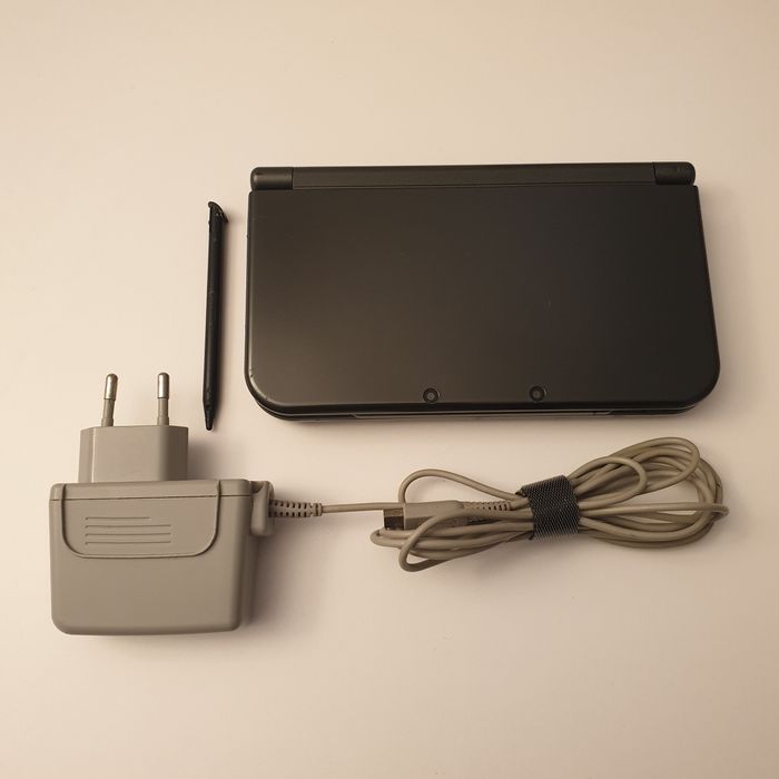 (Dual IPS) New Nintendo 3DS XL Metallic Black 64Gb modat