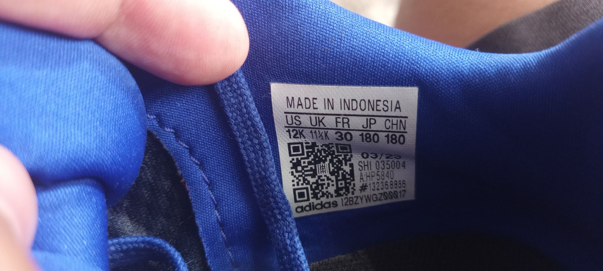 Детски маратонки Adidas номер 30
