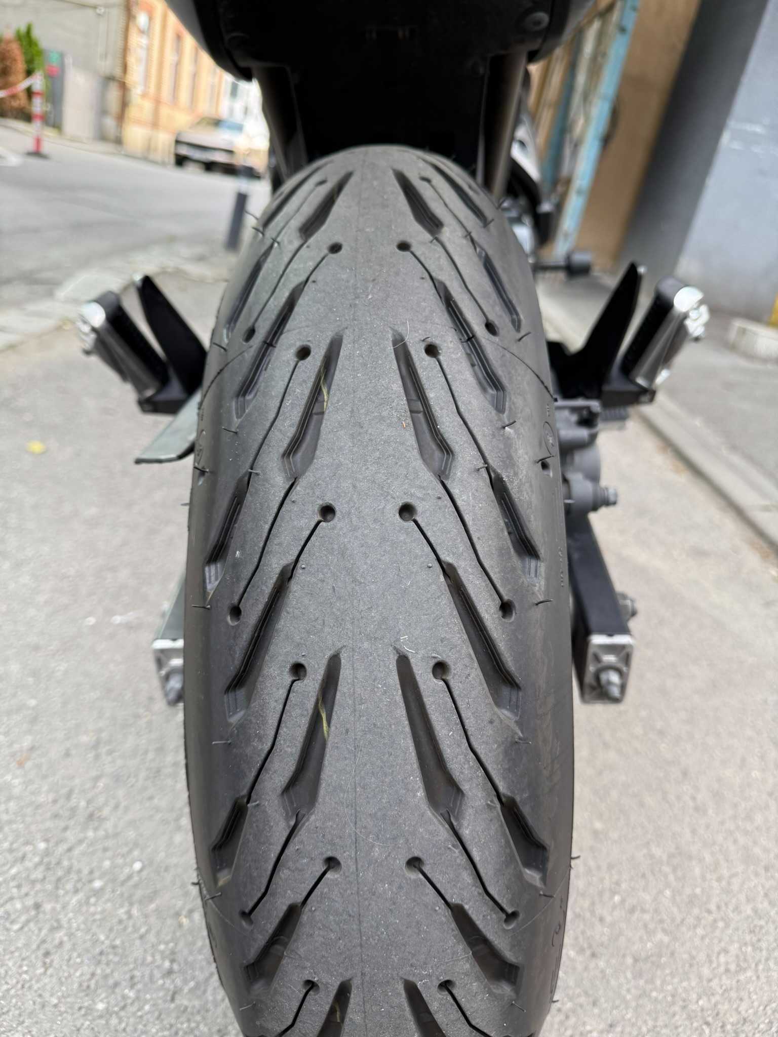 Yamaha XJ6 N, 600cc 78cp
