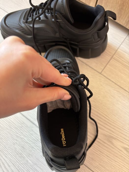 Черни дмски обувки