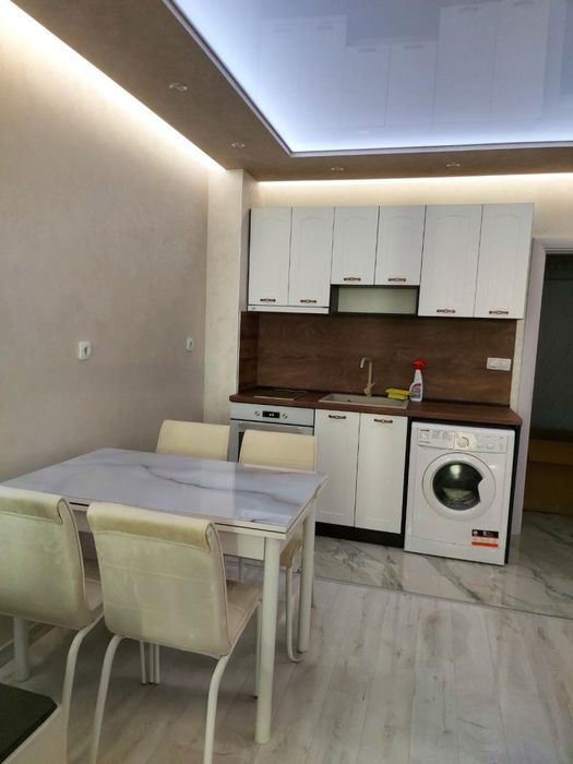 Дава се под наем Двустаен апартамент в Пловдив, Кючук Париж - 65 кв.м за 470 € - Снимка #1