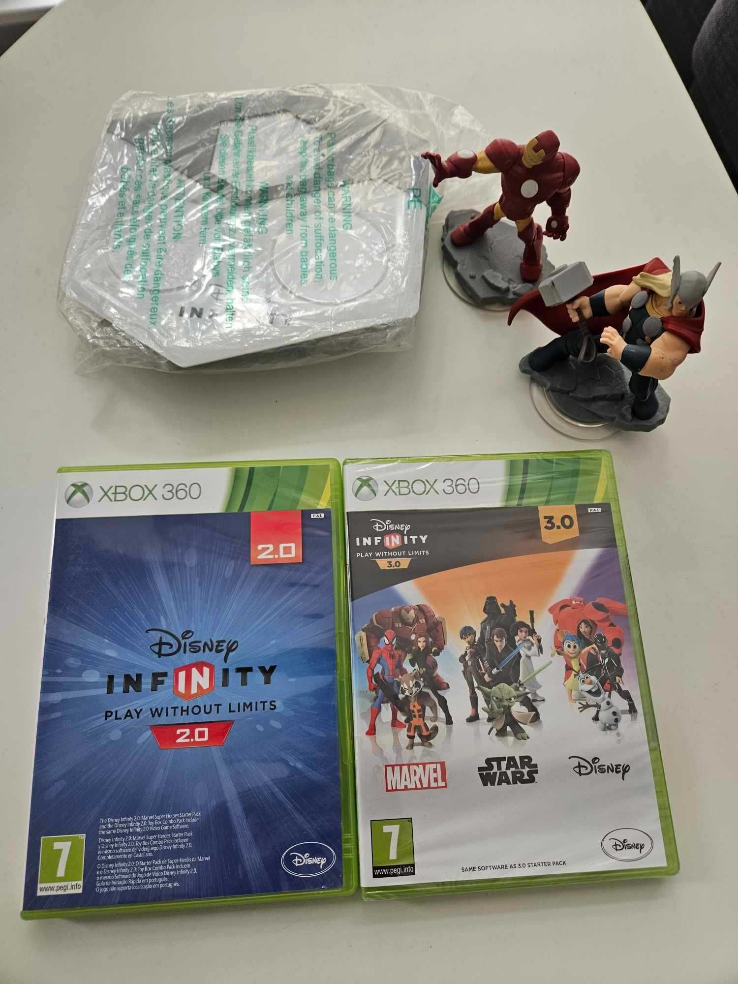 XBOX 360 Disney Infinity комплект 2 игри фигурки портал