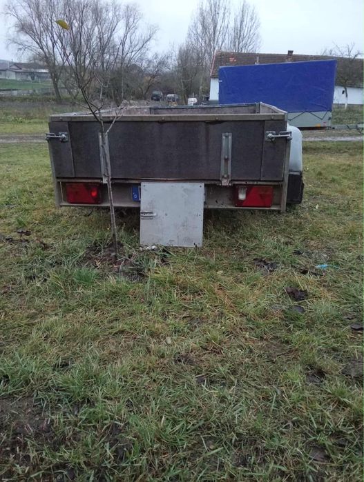 Remorca 2000KG (categoria E)