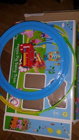 Детский игрушечный паровоз и другие игрушки б/у и новые
