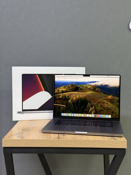 MacBook Pro M1 Max 32/512 GB 16’ АКБ 96% | Mobile Zone