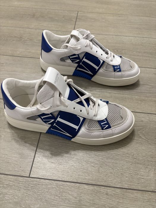 Valentino Garavani 45