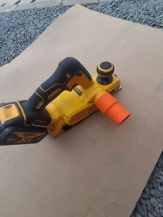 Rindea dewalt DCP 580 .