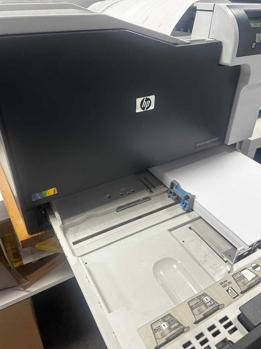 HP A3 Color LaserJet Professional Imprimantă CP5225