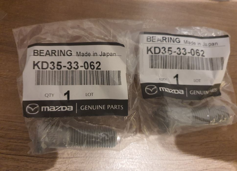 Prezon original Mazda CX-5, 3, 6, KD3533062 (20 disponibile)