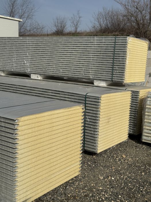 Panou sendwich perete acopeirs