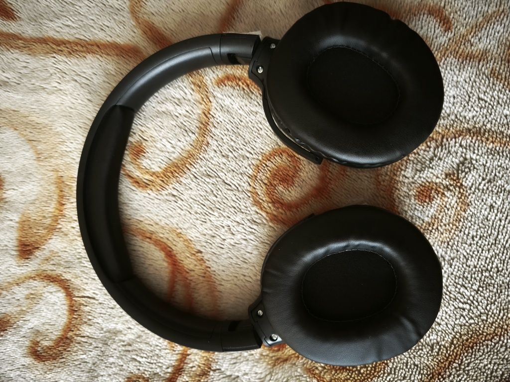 Căști bluetooth noi