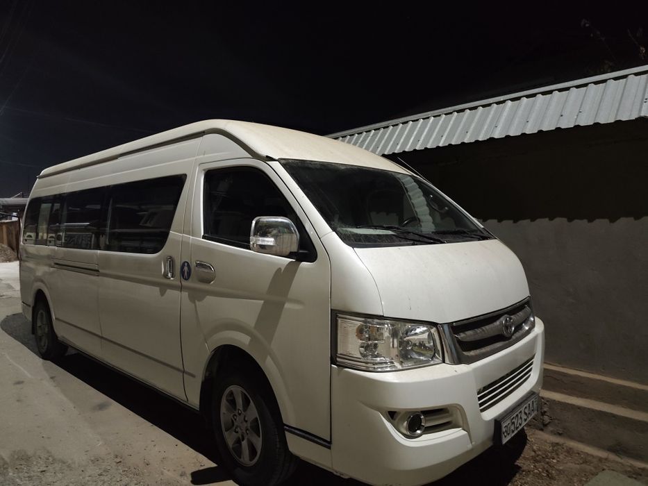 Mikroavtobus joylong