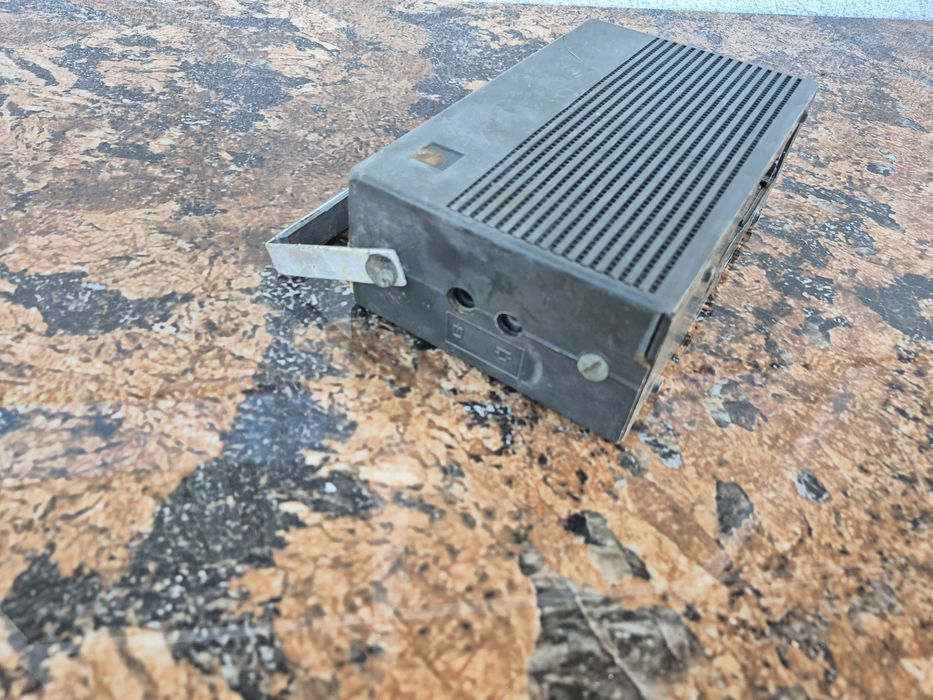 Vând Radio marca cosmos 5 made in România