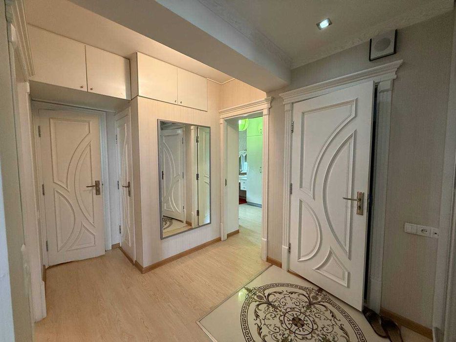 Сдается 3-комнатная квартира на Госпитальном рынке