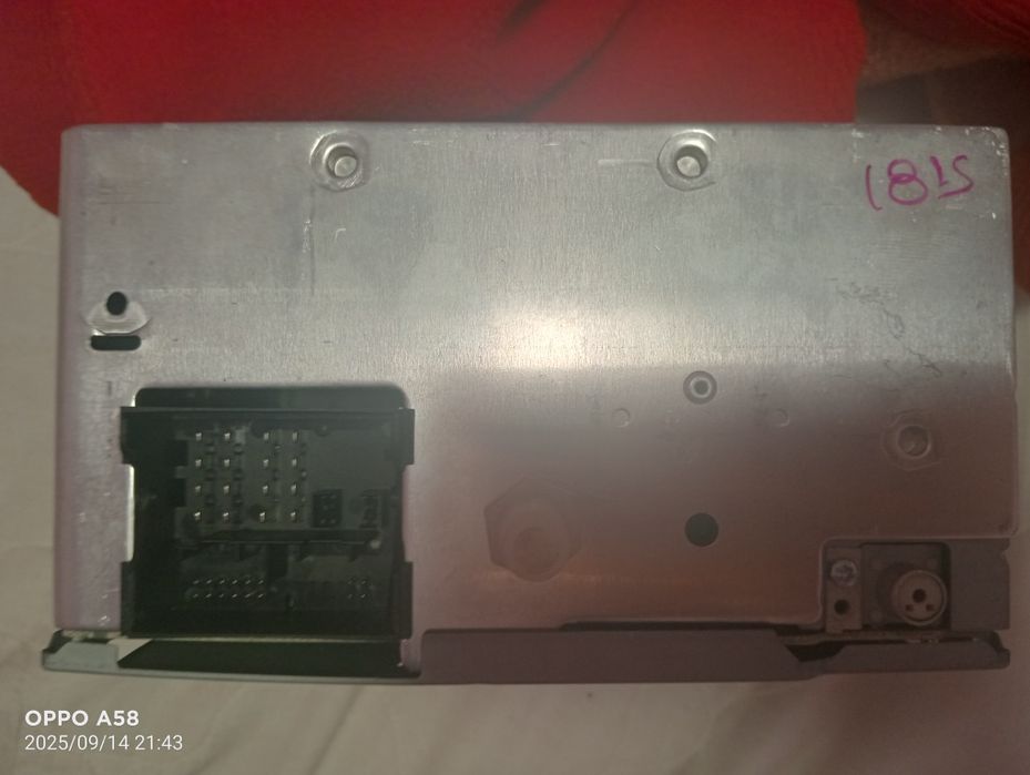 Vând casetofon auto Ford focus