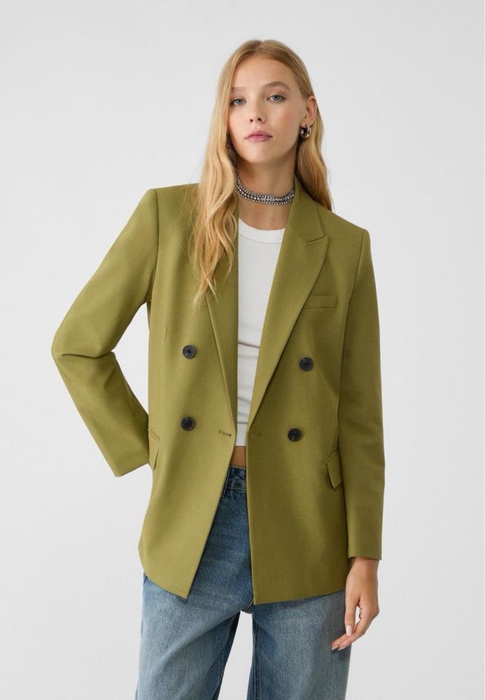 Костюм от Stradivarius