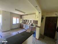 Apartament de 77mp , 3 camere decomandat et.2/4  langa Biserica mica ,