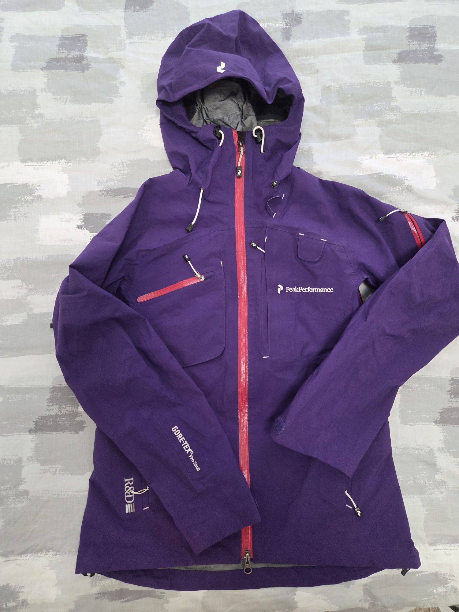 Peak Performance GORE-TEX мембрана