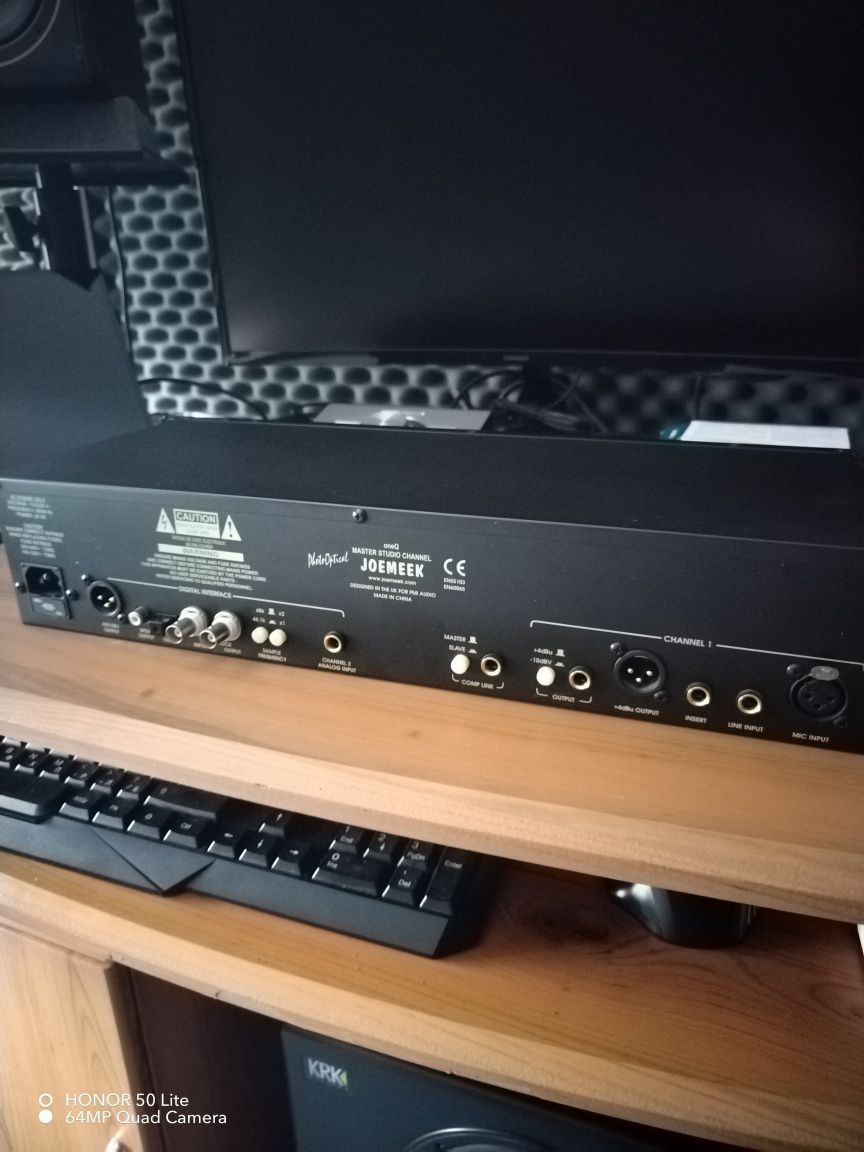 Joemeek oneq studio, Внос.