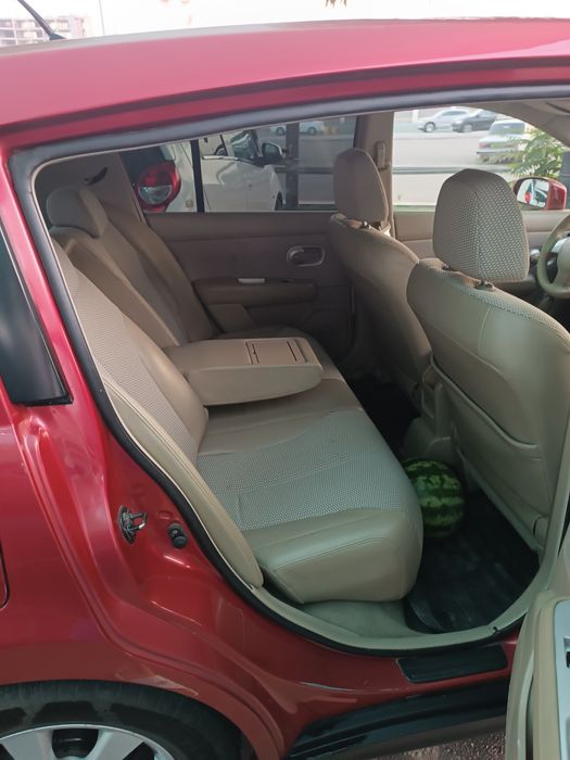 Nissan Tiida sotiladi