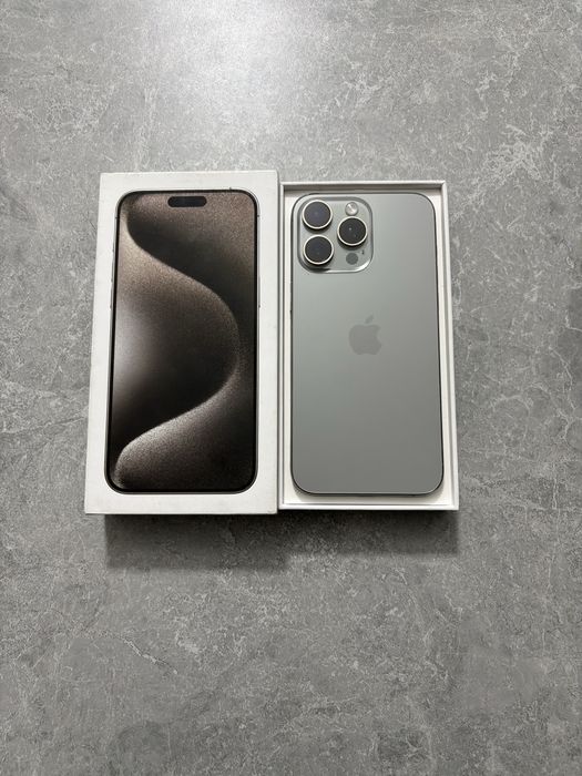 iPhone 15 Pro Max 256GB Natural Titanium