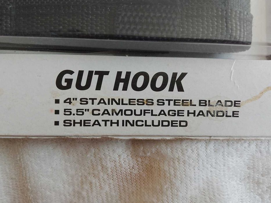 Cuțit de vânătoare Mossy Oak Gut Hook cu lamă oțel inoxidabil cu teacă