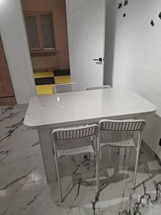 Буу стол со стульями велотренажёр шкаф и дорожки