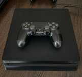 PlayStation 4 de vânzare