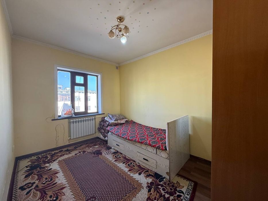 Шарк1 томонда жойлашган 2 хонали квартира ижарага берилади