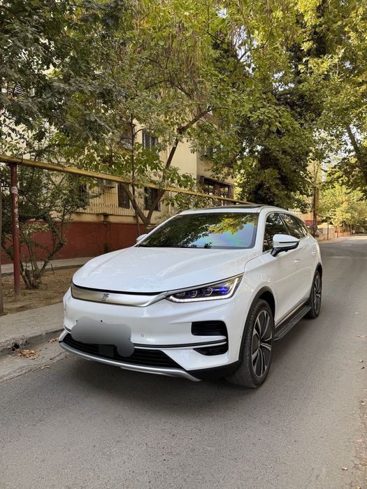BYD Tang EV 4.4 sekund