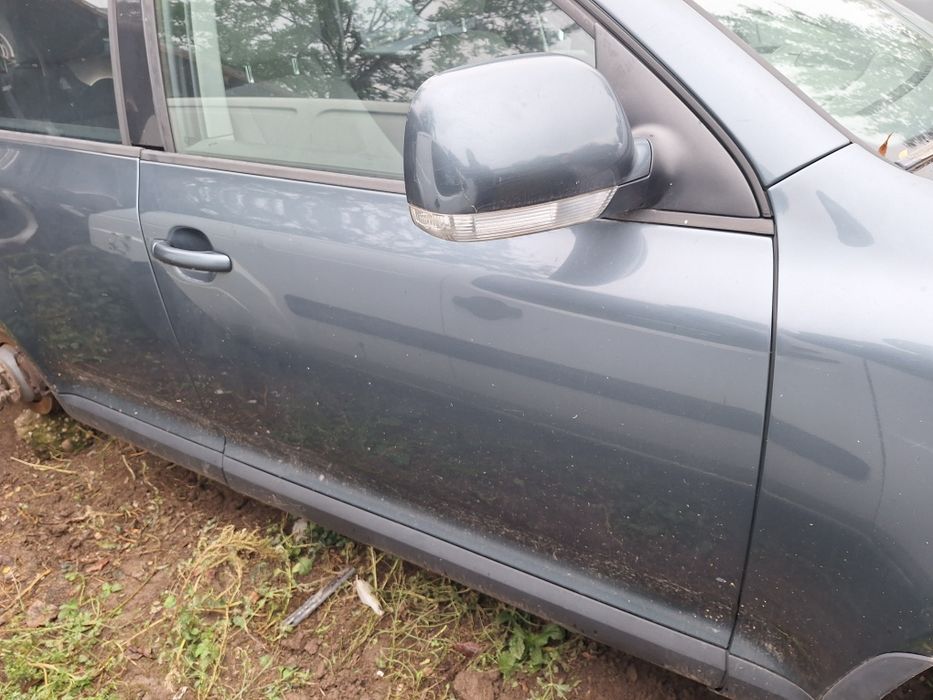 Dezmembrari Vw Touareg 7L 2.5 tdi an 2005