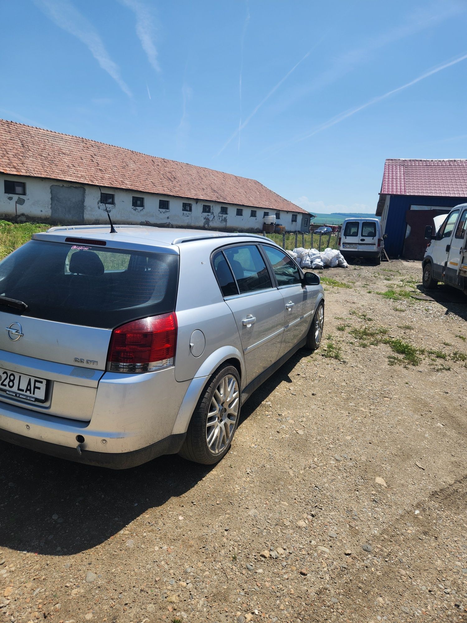 Opel Vectra C. 2.2 signum.