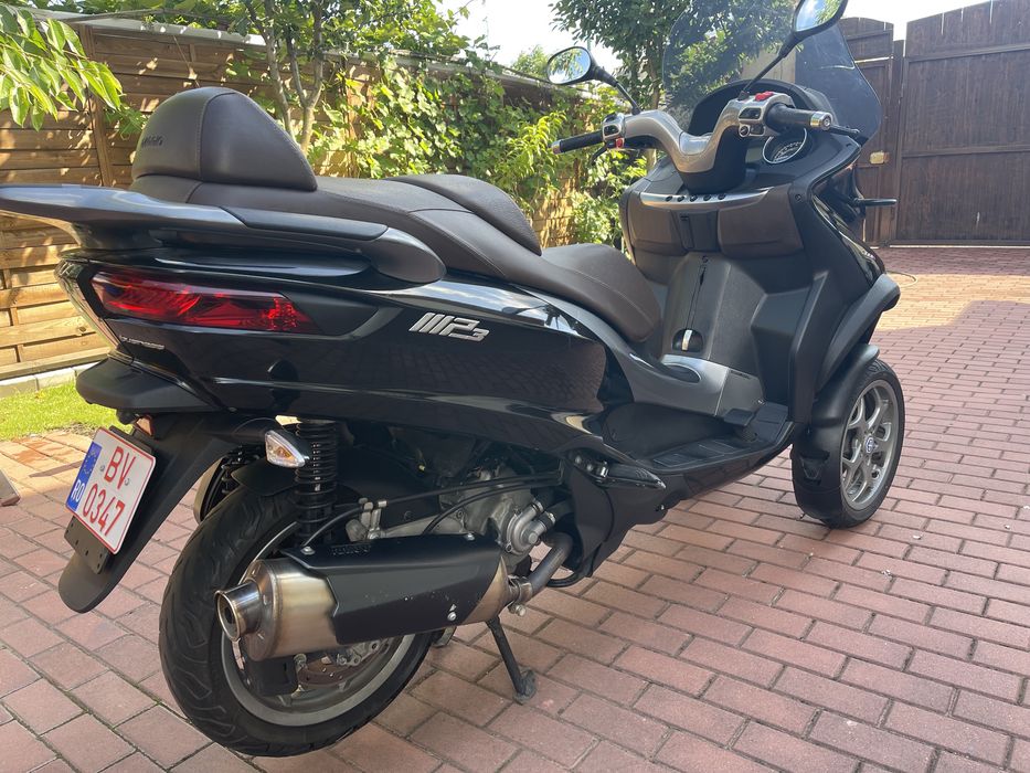 Scooter PIAGGIO  11.000 km MP3 FACELIFT  ABS/ASR cu permis car B