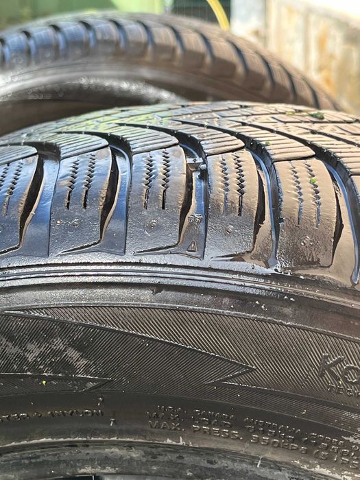 2 бр. зимни гуми Hankook 205/55/16