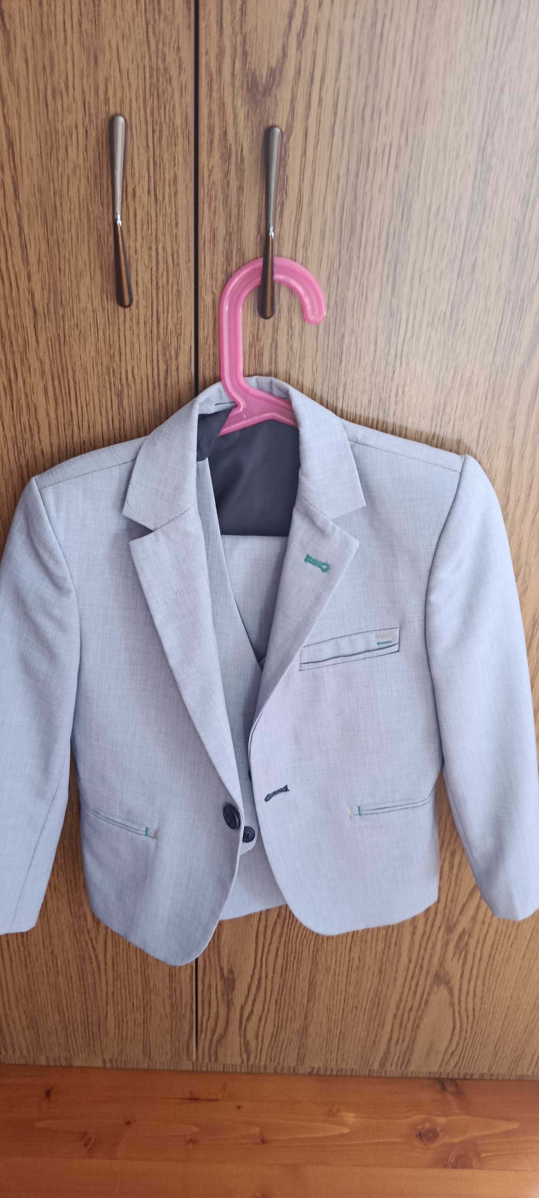 Costume pentru băieți de 5-6 și 7-8 ani