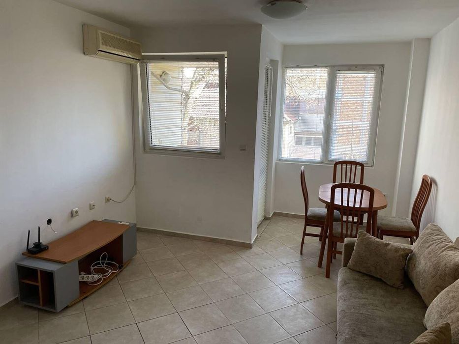 Двустаен, под наем, ж.к Възраждане