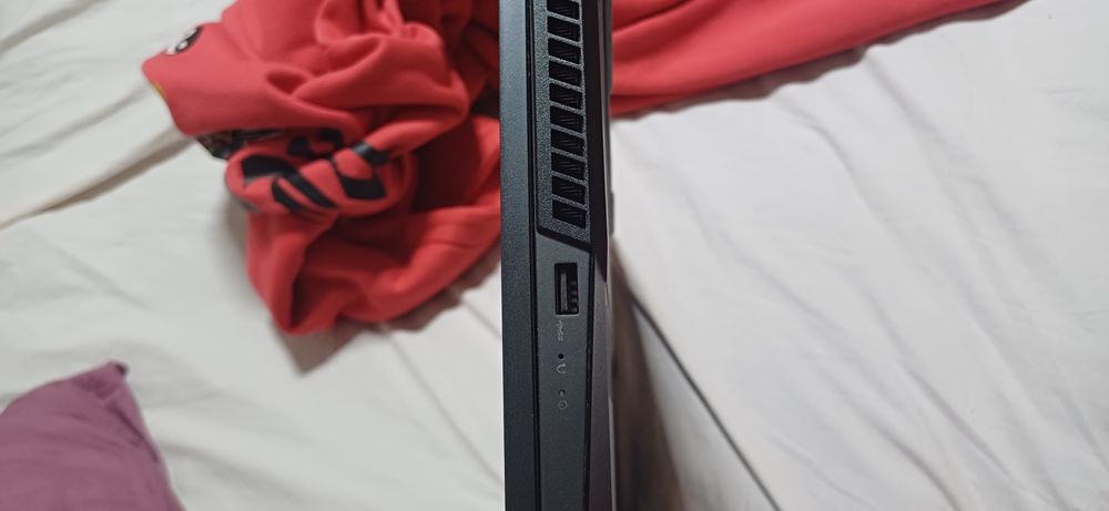 Vand/schimb laptop legion 5-15IMH6