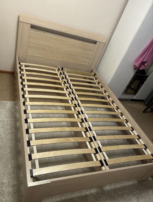 Продается Кровать 140х200