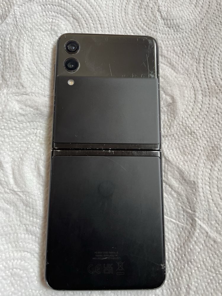 Vand Samsung galaxy Z flip 3 5 G