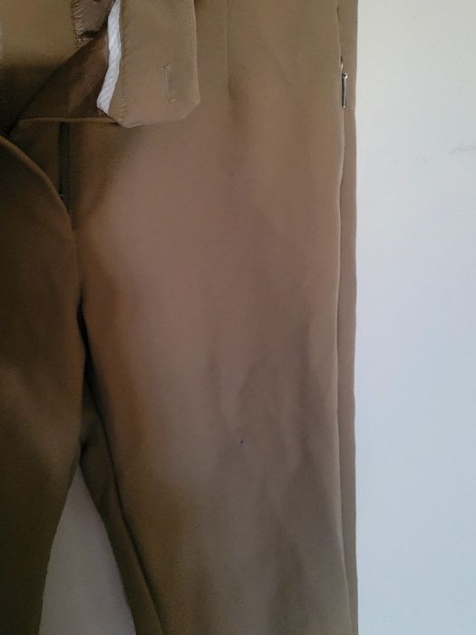 Pantaloni chino de dama Mango