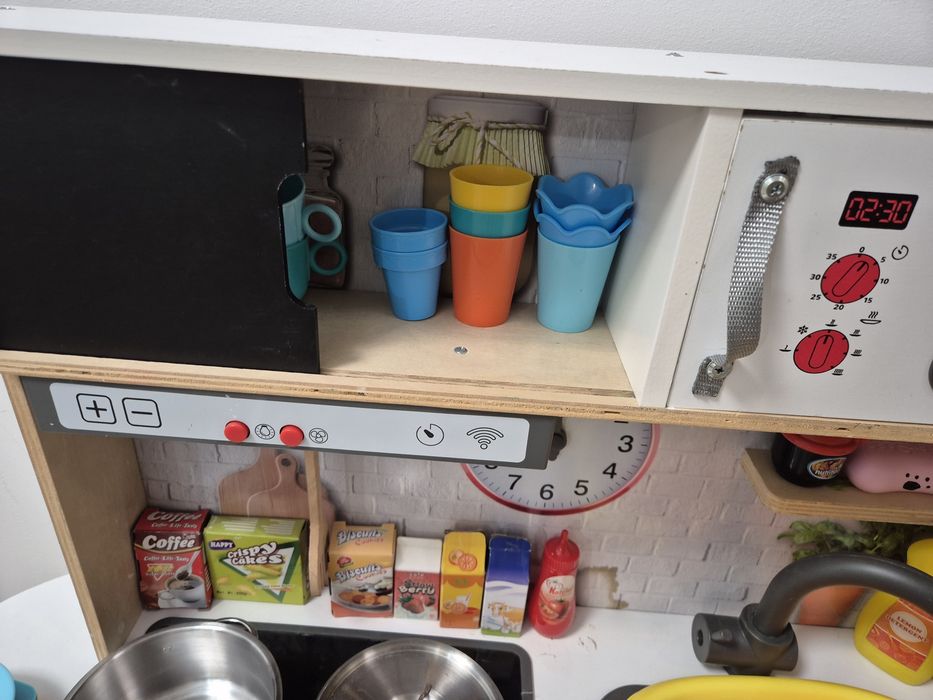 Детска дървена кухня