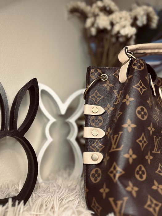 Дамска чанта louis vuitton