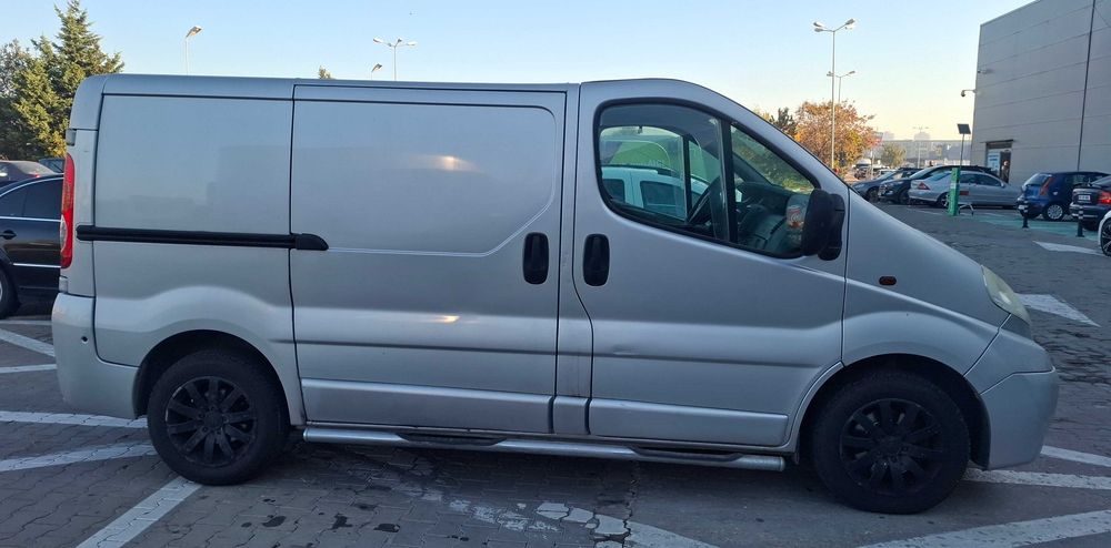 Opel Vivaro  2.0 CDTI - 3 locuri - înscrisă RO