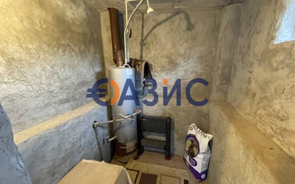 Продава се Къща в с. Варовник, Област Бургас - 120 кв.м за 492 €/кв.м - Снимка #13