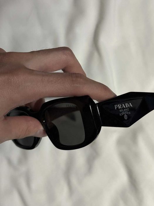 Ochelari de soare Prada